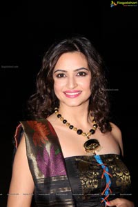 Kriti Kharbanda at Hyderabad Fashion Week 2013