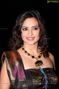 Kriti Kharbanda at Hyderabad Fashion Week 2013