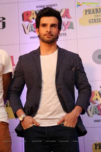 Kumar Taurani Son Girish Kumar Photos