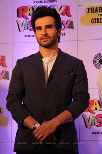 Kumar Taurani Son Girish Kumar Photos