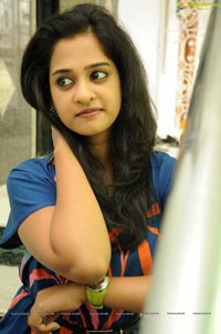 Prema Katha Chitram Heroine Nandita