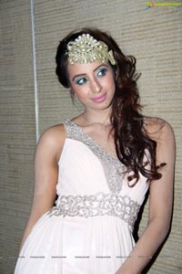 Sanjana at Hyderabad Fashion Week 2013