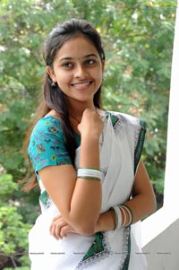 Mallela Teeramlo Sirimalle Puvvu Heroine c