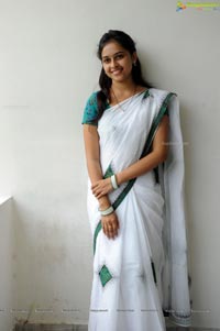 Mallela Teeramlo Sirimalle Puvvu Heroine c