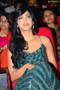 Shruti Haasan at Yevadu Audio Release