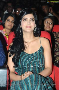 Shruti Haasan at Yevadu Audio Release