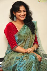 Swapna Sundari Hari Priya