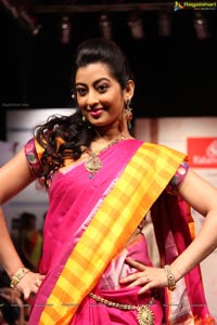 Tanishka at Hyderabad Fashion Week 2013