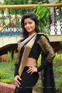 Vandana Vasisth in Black Saree