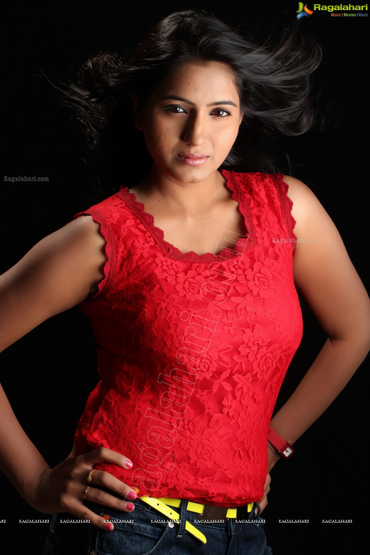 Tanusha (Exclusive)