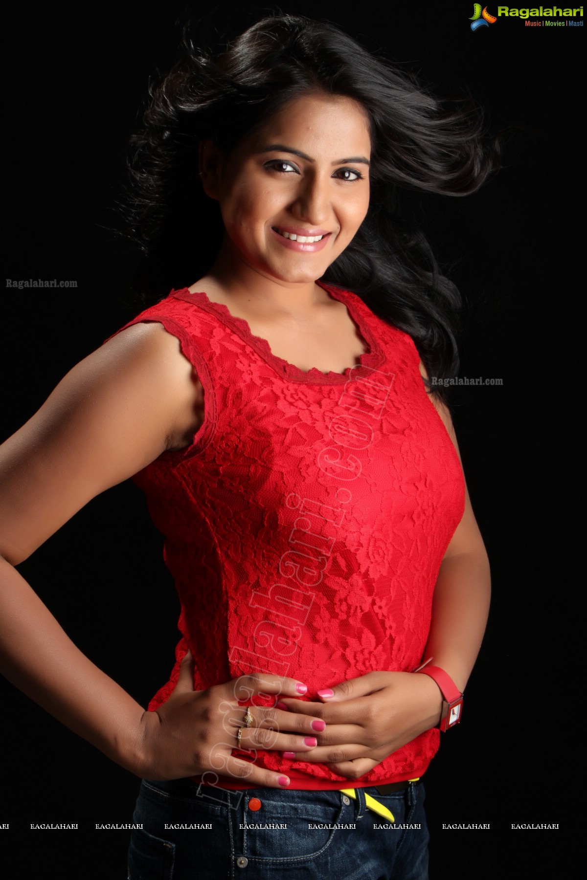 Tanusha (Exclusive)