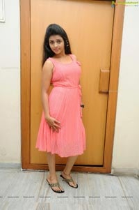 Telugu Heroine Ashwi