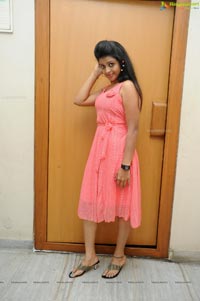 Telugu Heroine Ashwi