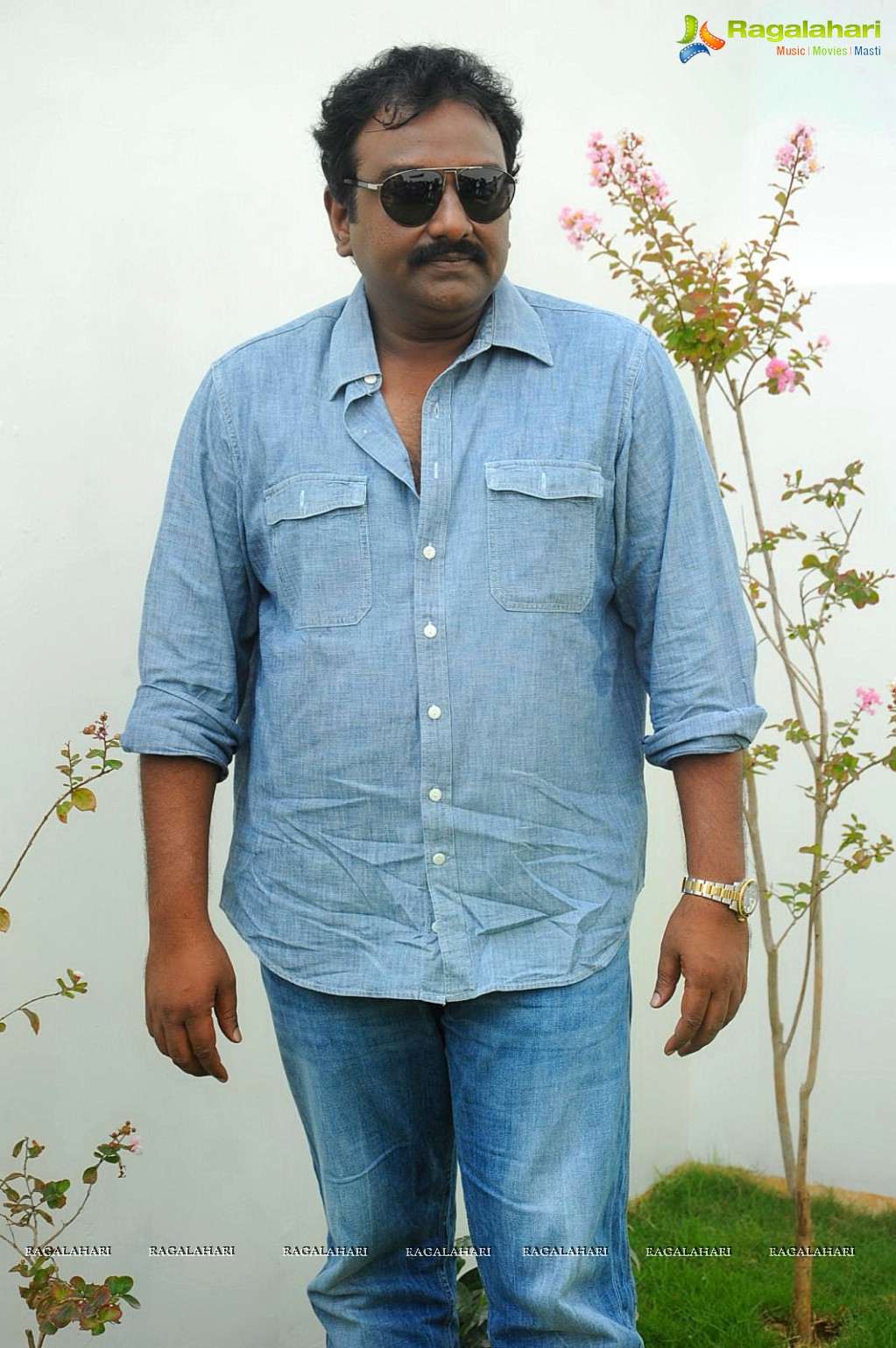 VV Vinayak