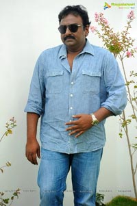 VV Vinayak