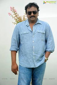 VV Vinayak