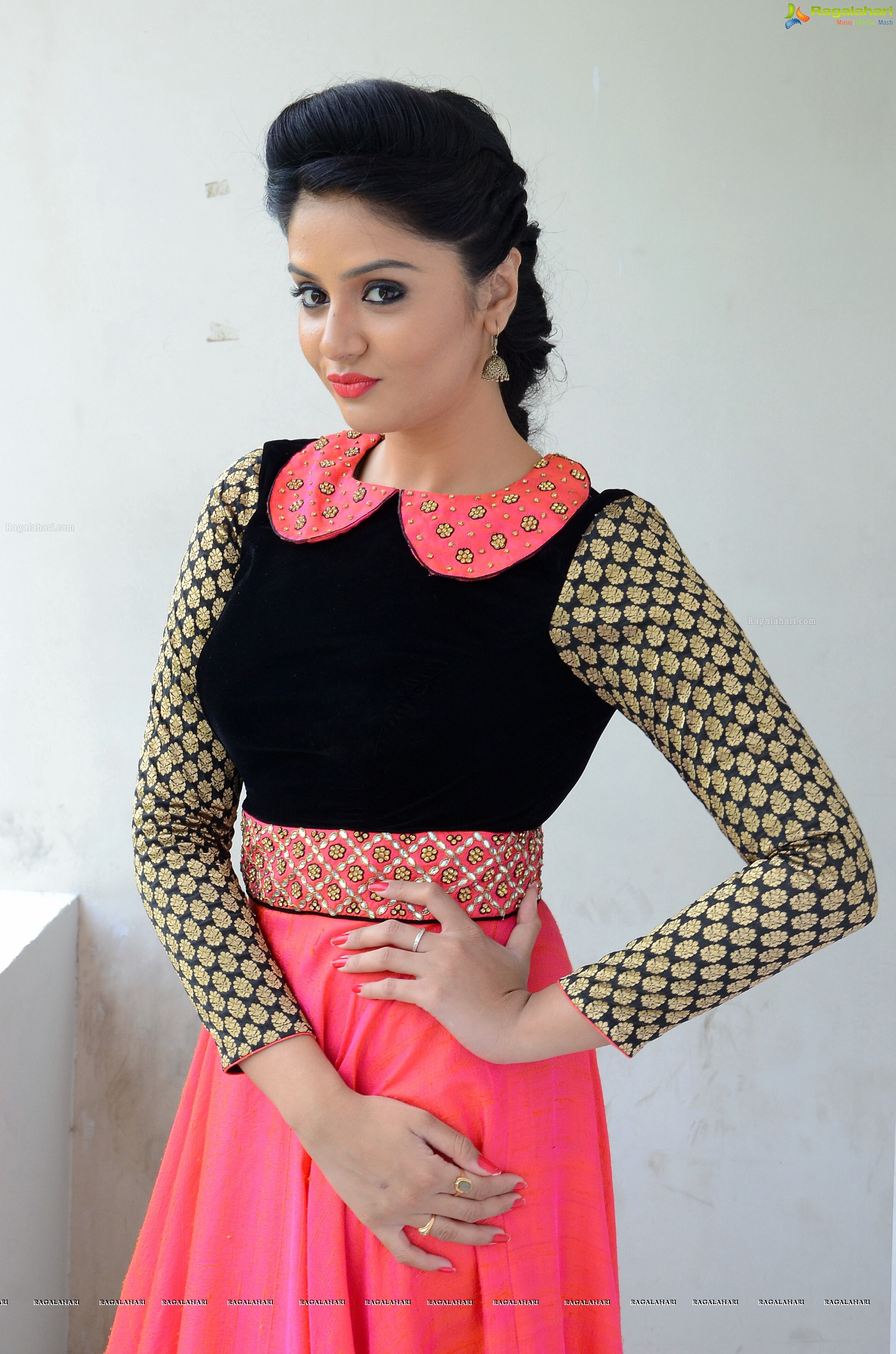 Sree Mukhi - HD Gallery