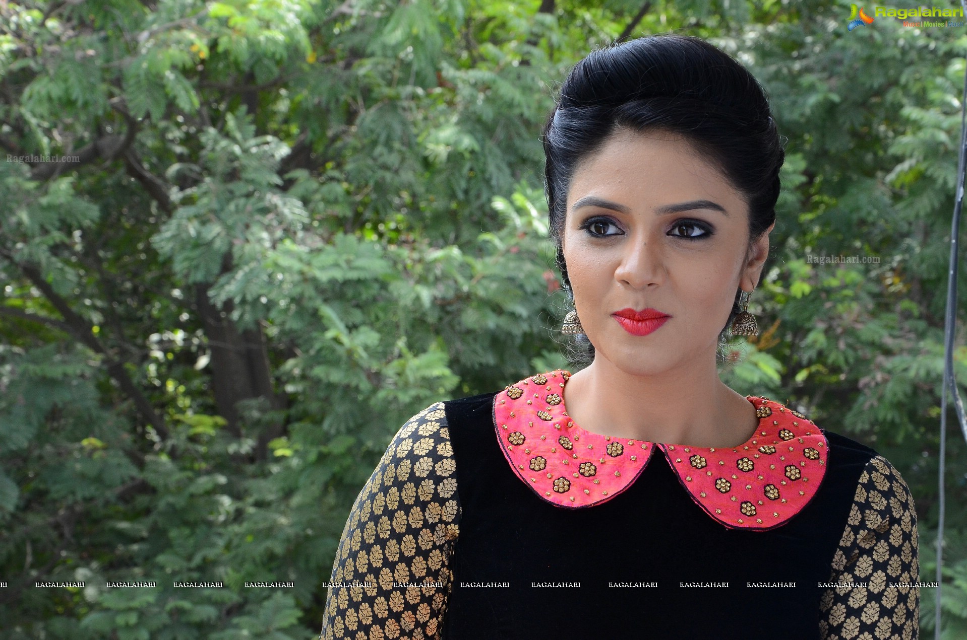 Sree Mukhi - HD Gallery