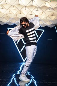 Sai Dharam Tej Thikka