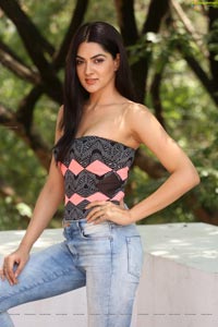 Sakshi Chowdary Photos