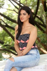 Sakshi Chowdary Photos