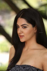 Sakshi Chowdary Photos