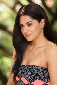 Sakshi Chowdary Photos