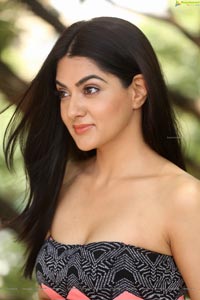 Sakshi Chowdary Photos