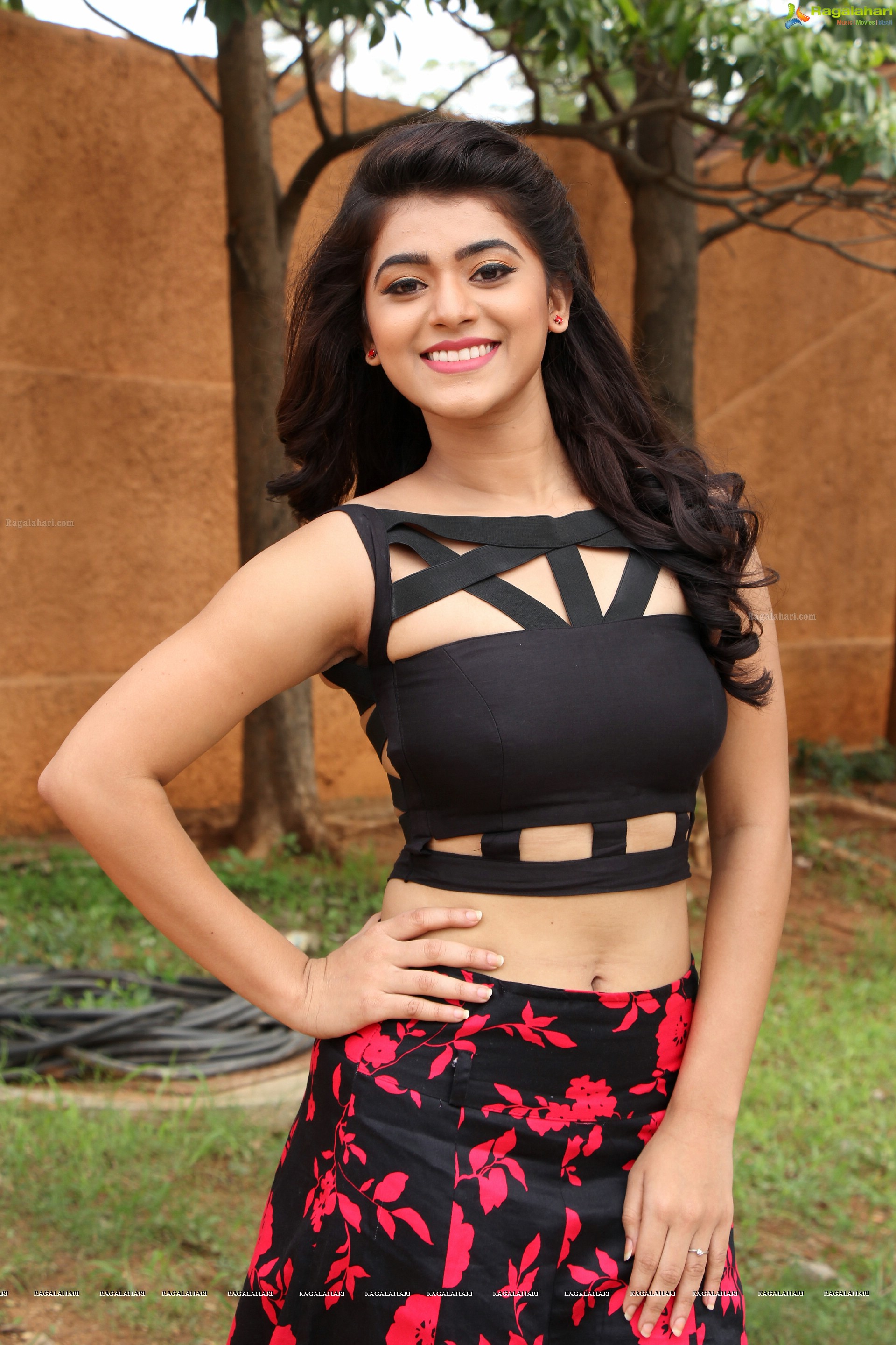 Yamini Bhaskar (High Definition)