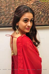 Aksha Pardasany