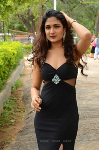 Esha Agarwal