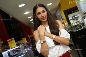 Hasleen Kaur Photos