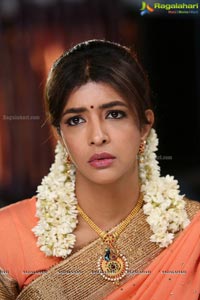 Lakshmi Manchu Photos