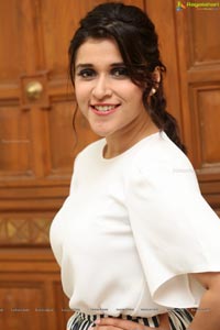 Mannara Chopra