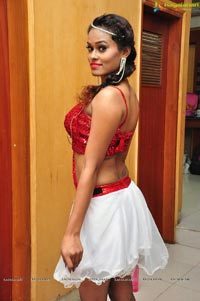 Nisha Dancer