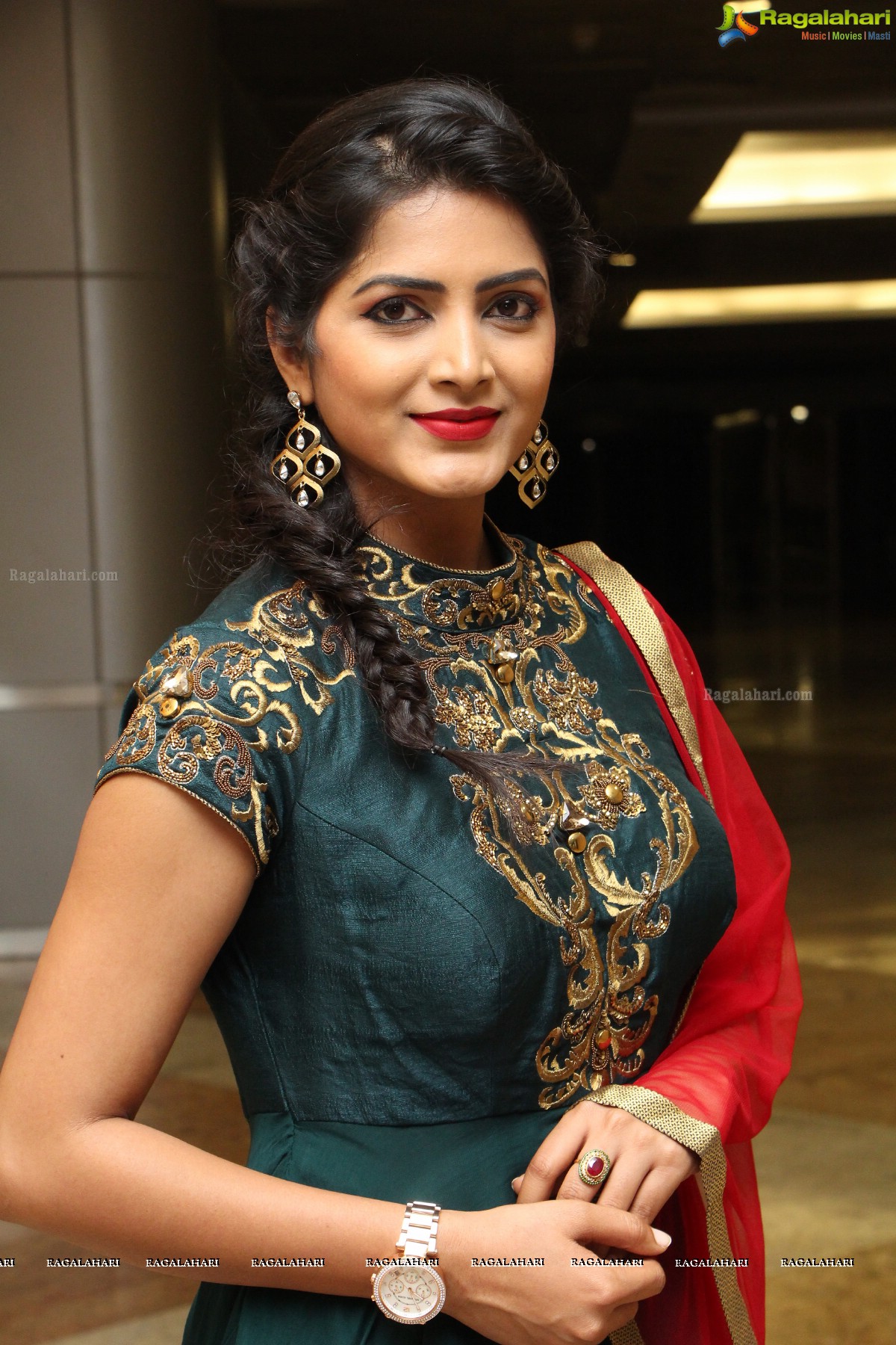 Pavani Gangireddy