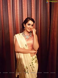 Raashi Khanna