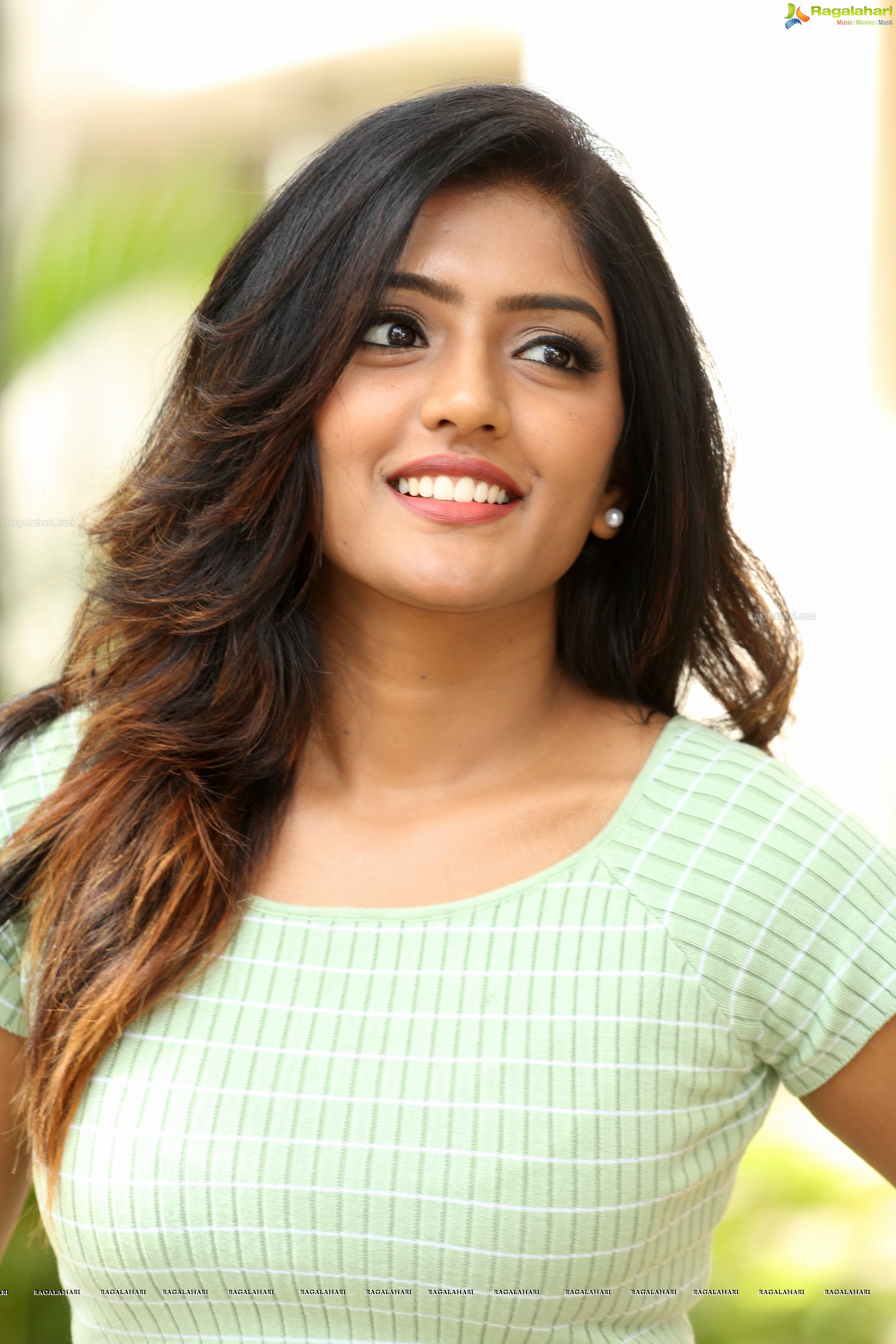 Eesha Rebba at Darsakudu Movie Interview