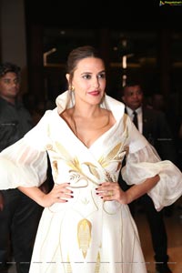 Neha Dhupia HD Photos