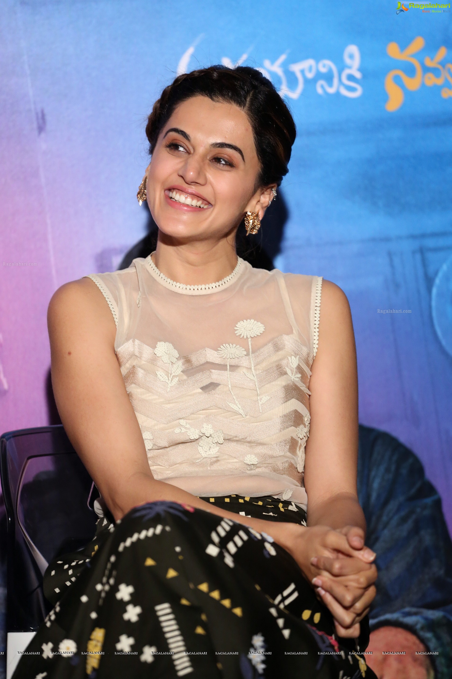 Taapsee Pannu (High Definition)