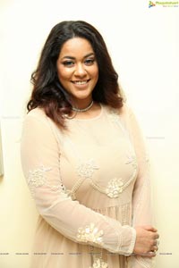 Mumaith Khan