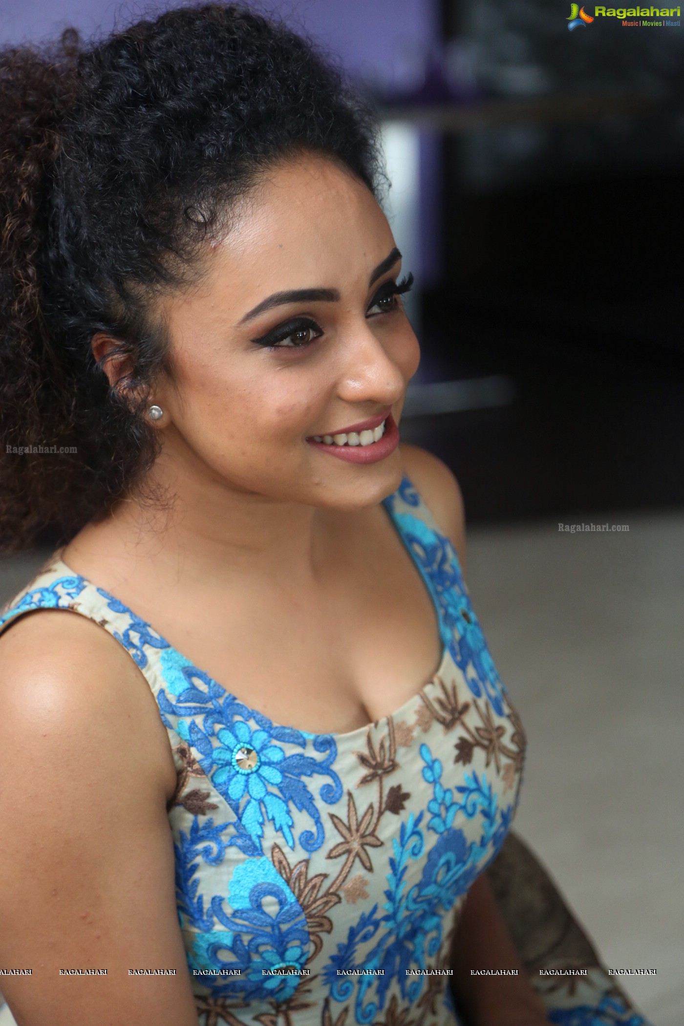 Pearle Maaney (Posters)