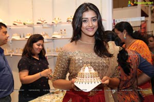 Pooja Jhaveri