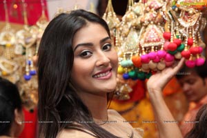 Pooja Jhaveri