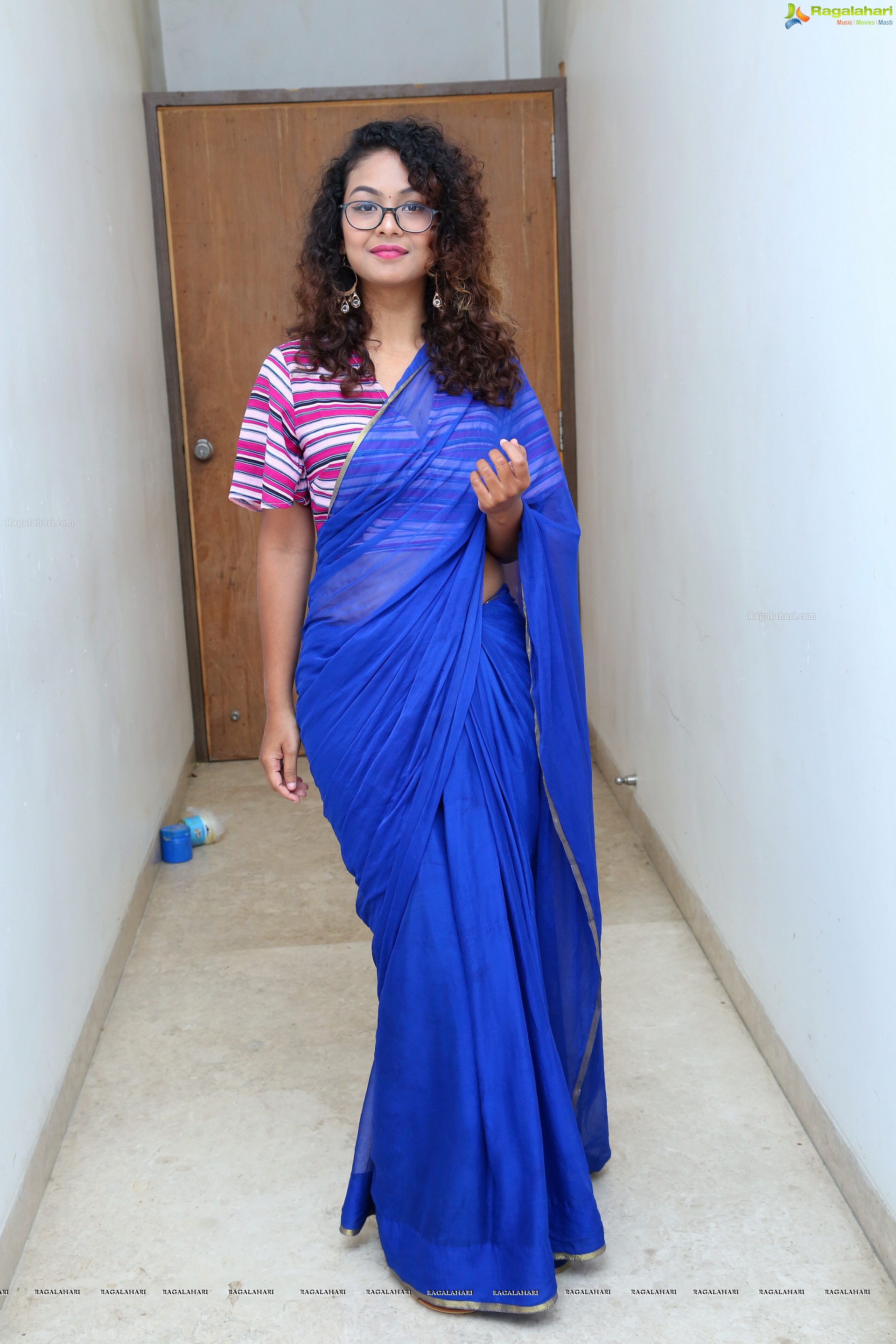 Aditi Myakal at Kalamandir Foundation 10th Anniversary Celebrations (High Definition Photos)