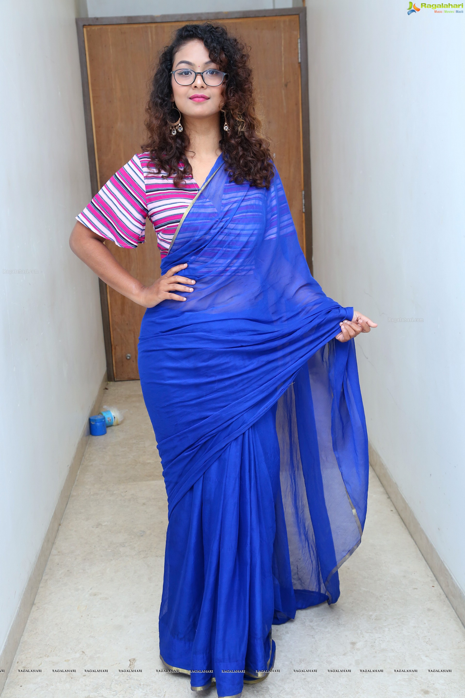 Aditi Myakal at Kalamandir Foundation 10th Anniversary Celebrations (High Definition Photos)