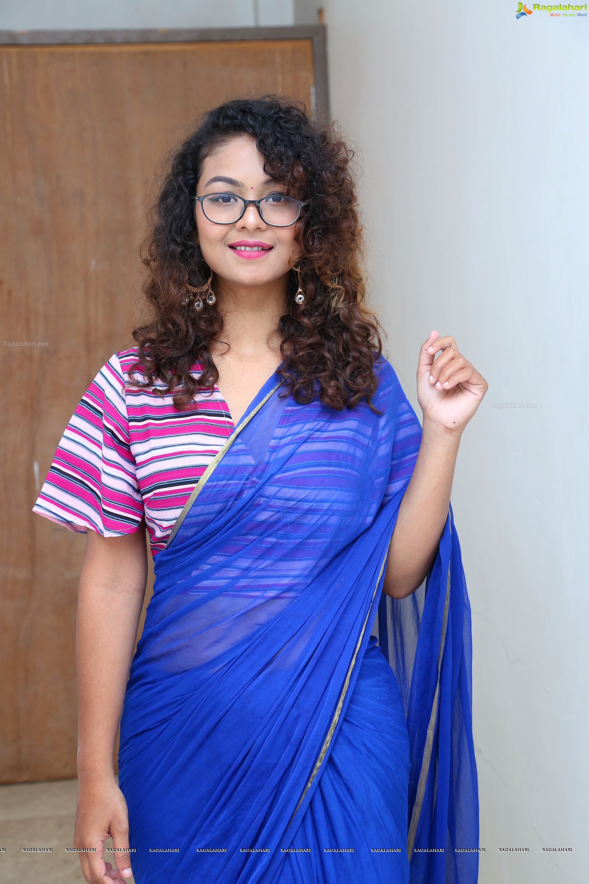 Aditi Myakal at Kalamandir Foundation 10th Anniversary Celebrations (High Definition Photos)