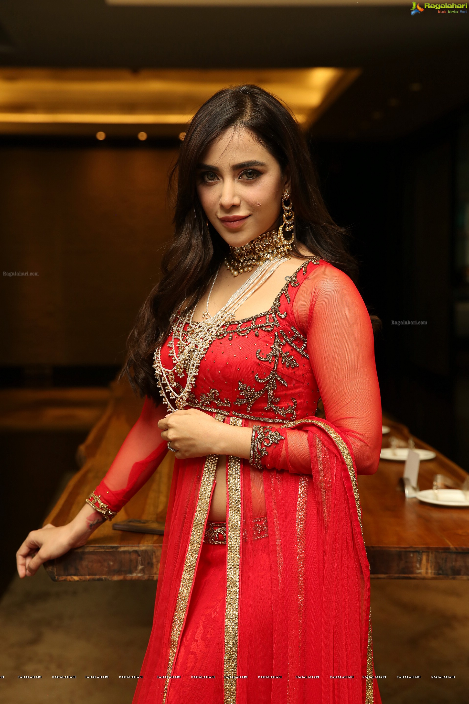 Angela Krislinzki at The Statement - A Wedding Jewellery Exhibition Curtain Raiser (High Definition Photos)