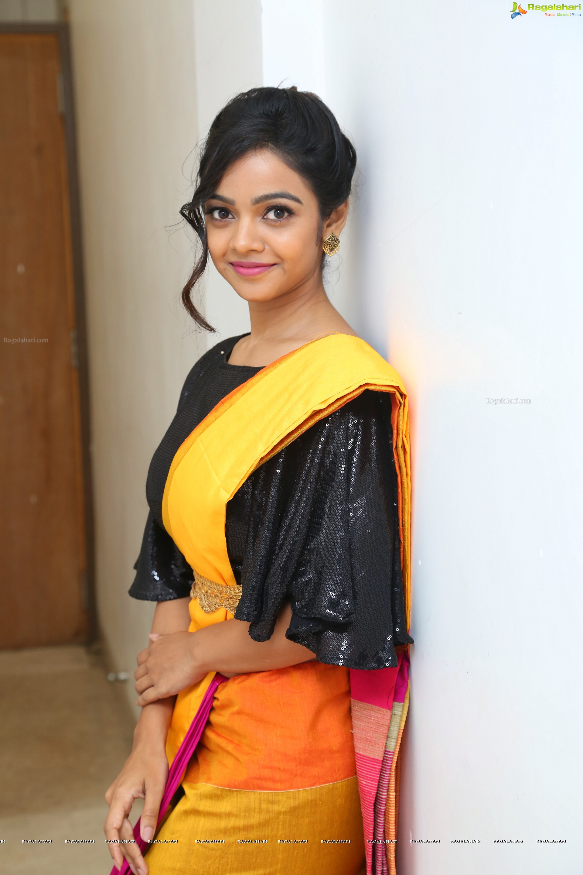 Nithya Shetty at Kalamandir Foundation 10th Anniversary Celebrations (High Definition Photos)